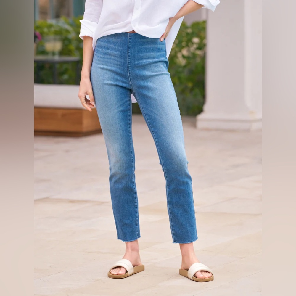 Frank & Eileen Derry Illusion pull on jeans